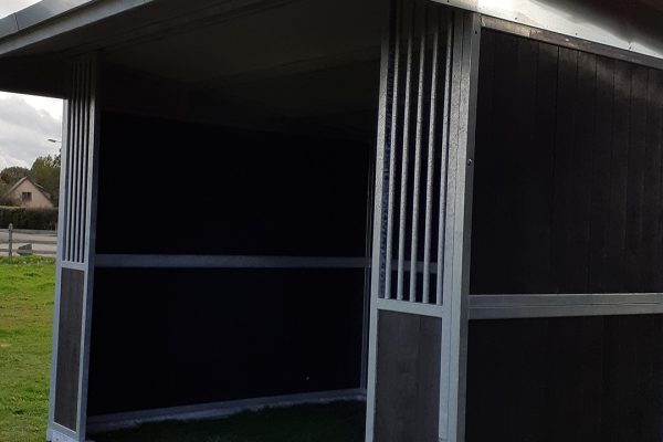 VDO Paardenstallen-Schuilhut-4 VDO Paardenstallen schuilstal