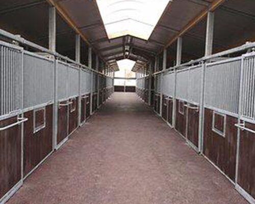 VDO Paardenstallen-Voorwand Schuifdeur Expert Line 4 VDO Paardenstallen-Voorwand Schuifdeur Expert Line 4