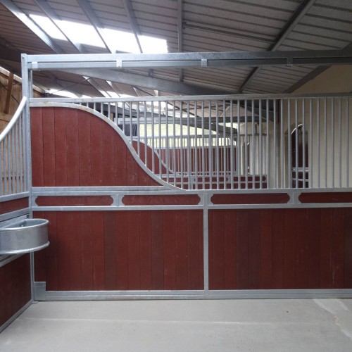 uitschuifwand-1- mtr-dicht-getoogd-met-sierplanken