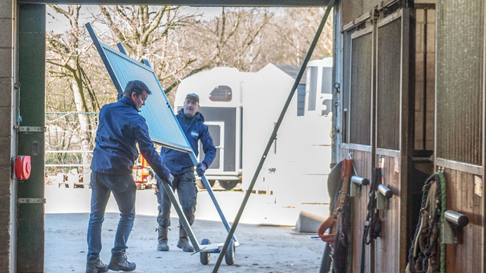 Nieuwe stallen bij Manege Hooidonk