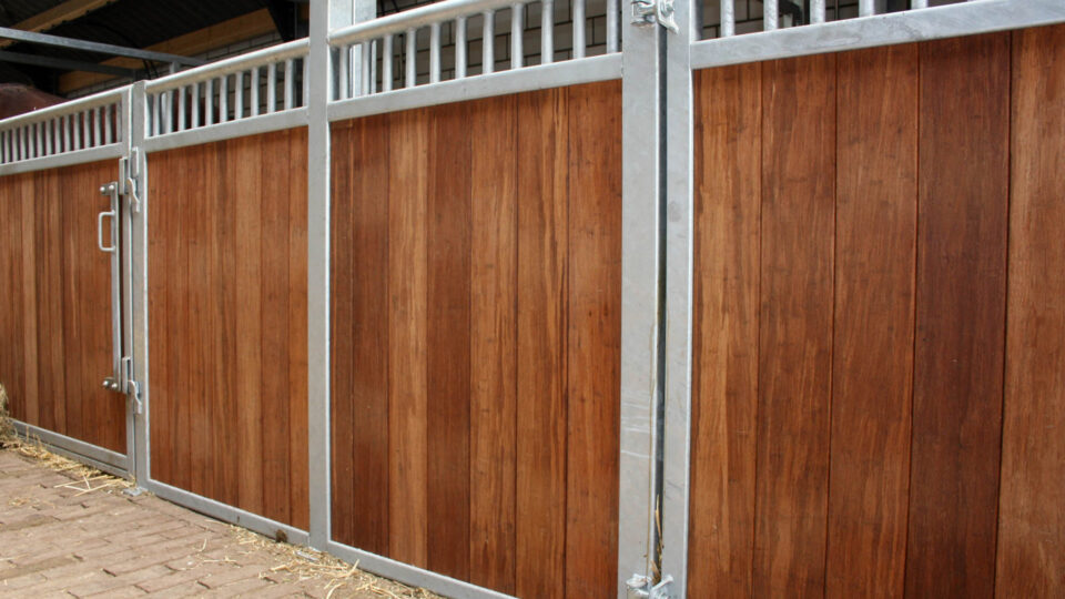 Paardenrusthuis Klavertje 4