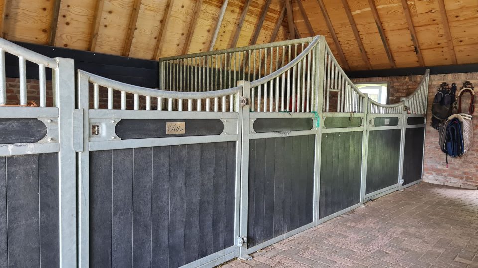 VDO Paardenstallen Sierra - Yvonne Koopman - 144900
