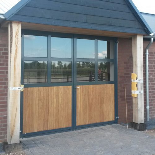 VDO Paardenstallen - Staldeuren en Stalramen