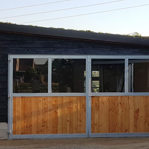 VDO Paardenstallen - Staldeuren en Stalramen